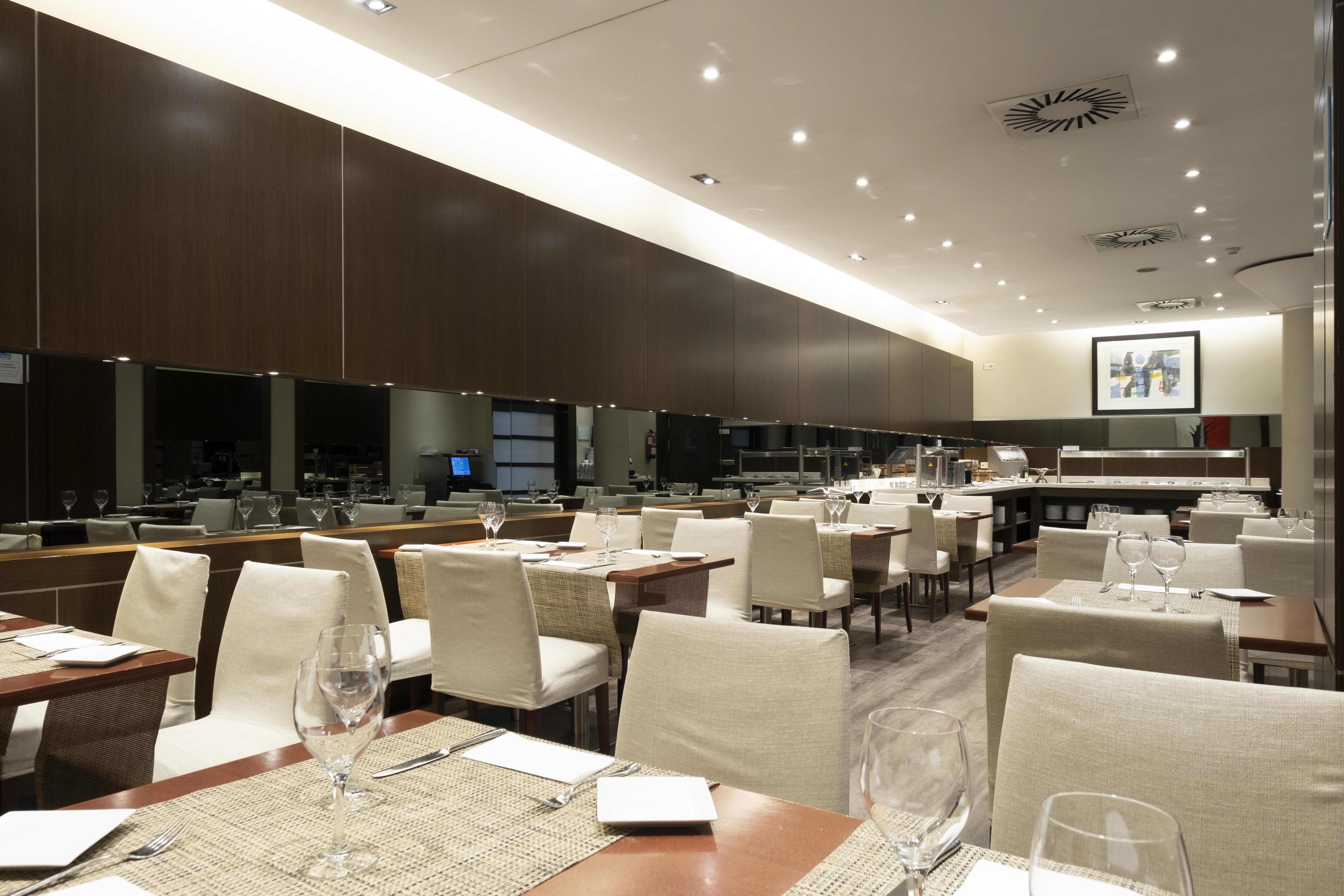 Hotel Attica21 Las Rozas Екстериор снимка