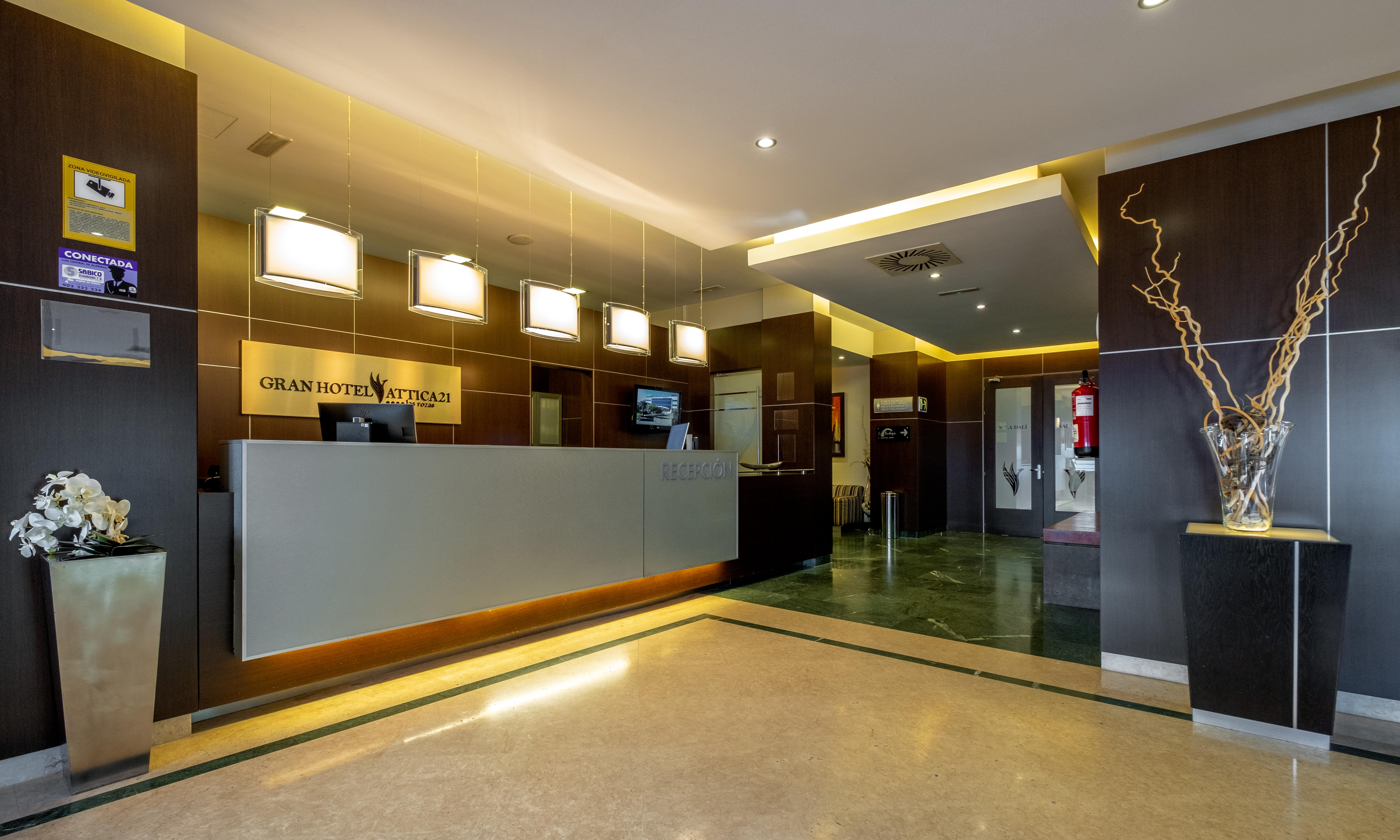 Hotel Attica21 Las Rozas Екстериор снимка